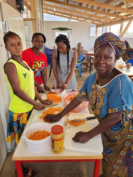 Togo Vorbereitungen frs Fest 242.jpg